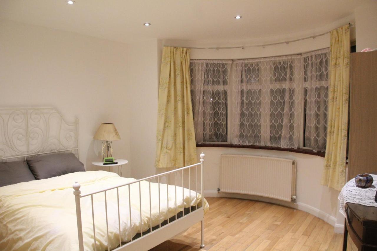 Beautiful Double Bedroom 埃奇韦尔 外观 照片