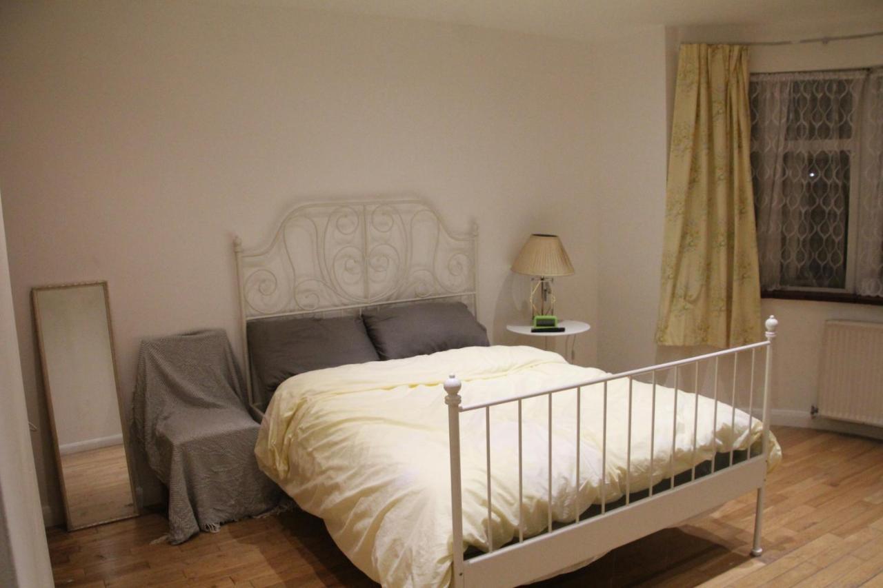 Beautiful Double Bedroom 埃奇韦尔 外观 照片